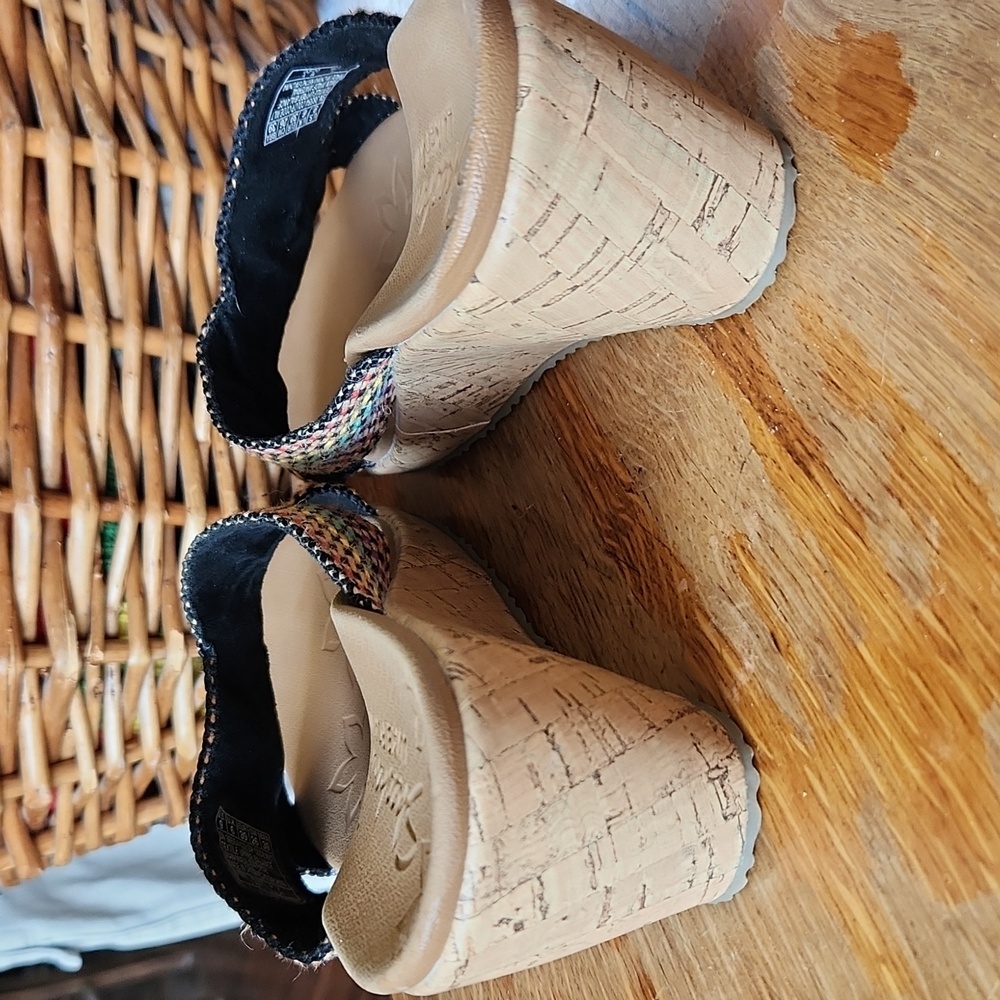 Skechers Luxe Foam Woven Multicolored Sandals sz 9‎ - Picture 3 of 16